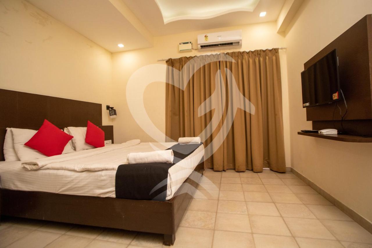 De Alcazar Calangute Hotell Eksteriør bilde